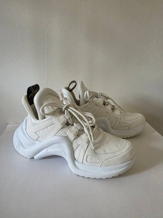 Louis Vuitton White Leather Monogram Canvas Archlight Sneaker 39 sz