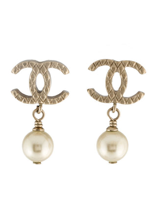 Chanel Gold-tone Faux Pearl Interlocking CC Drop Earrings