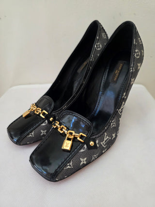 Louis Vuitton Blue Canvas LV Monogram Printed Pumps 39 sz