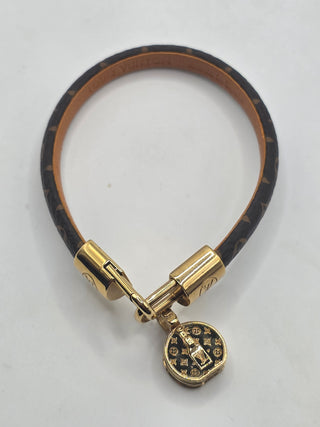 Louis Vuitton Brown LV Monogram LV Tribute Charm Bracelet 27 sz