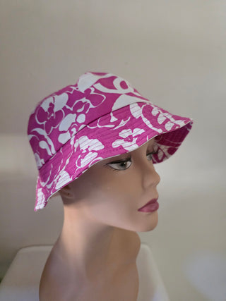 Chanel Pink White Interlocking CC Coco Beach Bucket Hat M sz