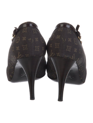 Louis Vuitton Brown LV Monogram Canvas Pumps 41 sz