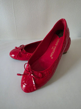 Louis Vuitton Red Patent Leather Bow Accents Ballet Flats 37 sz