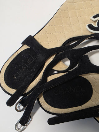 Chanel Interlocking CC Logo Suede T-Strap Sandals 37 sz