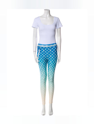 Louis Vuitton Blue multicolor
2021 LV Printed Pant Set XS