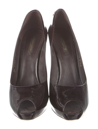 Louis Vuitton Burgundy Oh Really Patent Leather Pumps 40 sz
